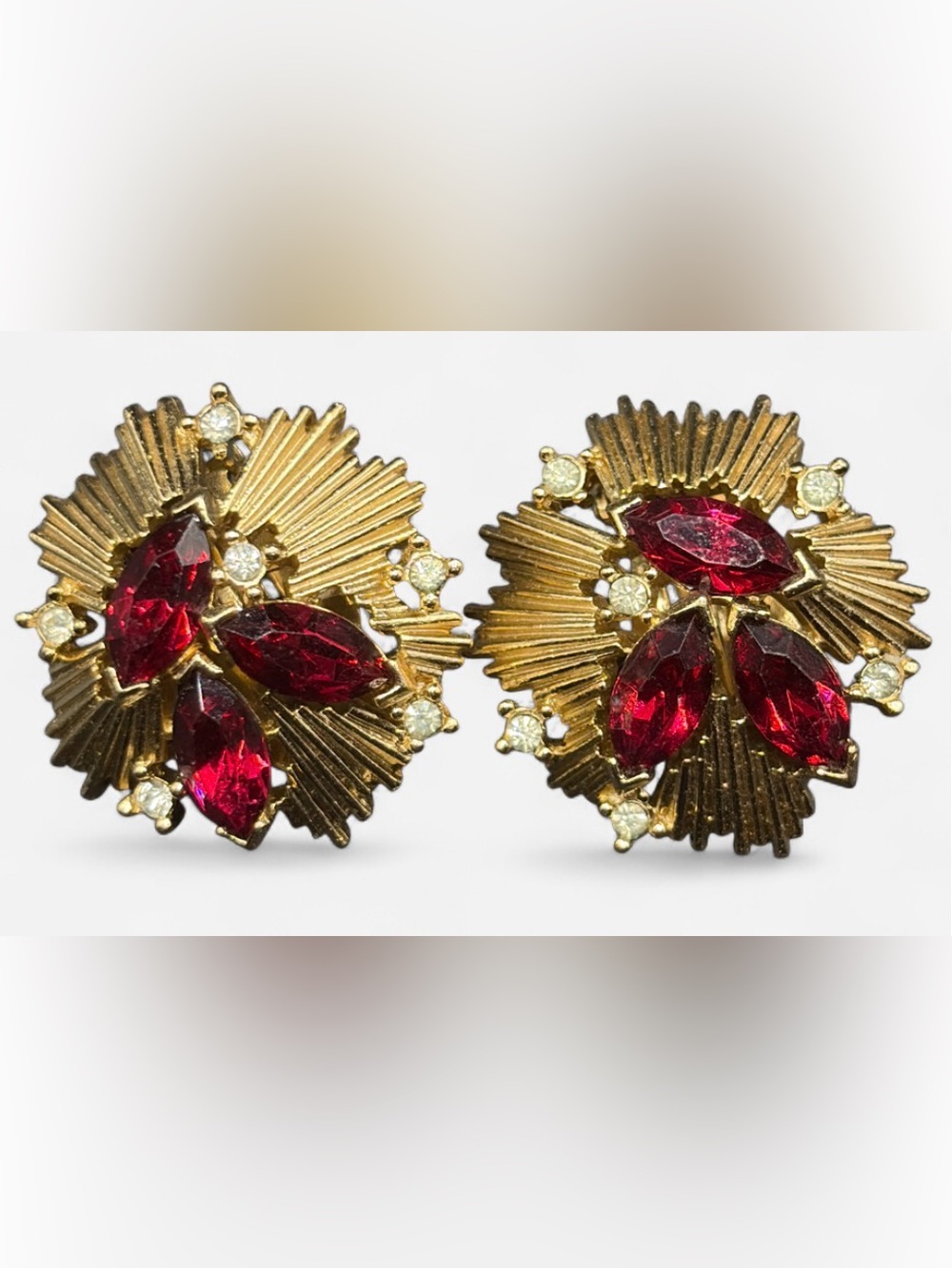 Trifari Vintage Mid Century Firework Starburst Red Crystal Gold Tn Clip Earrings